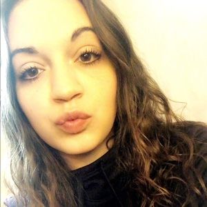 Meet your Posher, Shayna